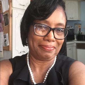 Meet your Posher, Joyce